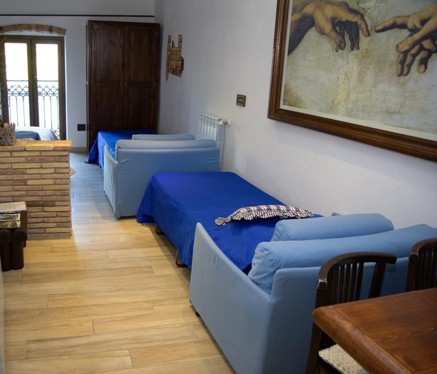 Il Nido Di Rondine Bed & Breakfast Dolceacqua Exterior photo